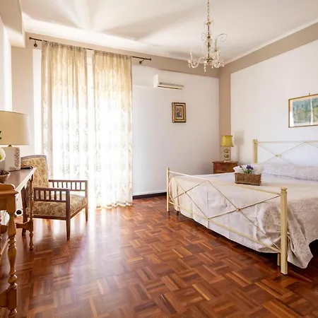 Fabiene Familyholidays Deluxe * Cefalu