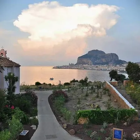 Fabiene Familyholidays Deluxe Cefalu