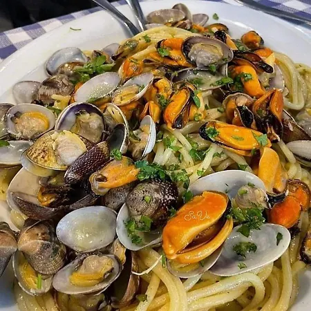 Fabiene Familyholidays Deluxe 체팔루