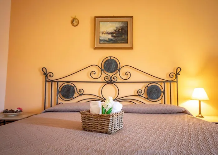 Fabiene Familyholidays Deluxe * Чефалу