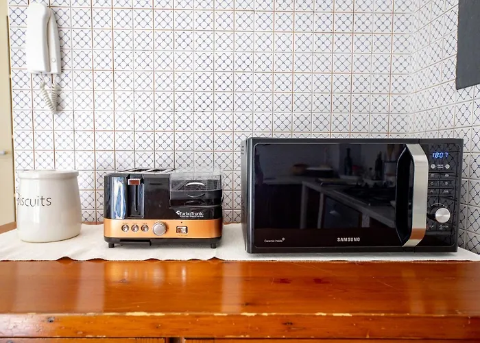 Апартаменти Fabiene Familyholidays Deluxe Чефалу