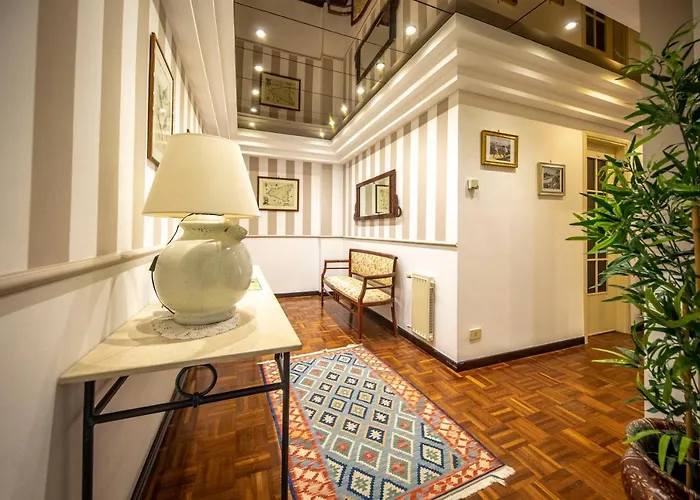 Fabiene Familyholidays Deluxe Апартаменти *