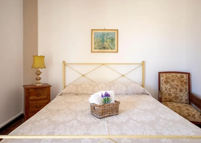 Fabiene Familyholidays Deluxe Чефалу