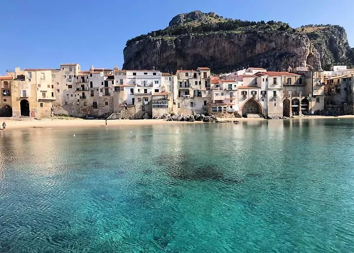 Fabiene Familyholidays Deluxe * Чефалу