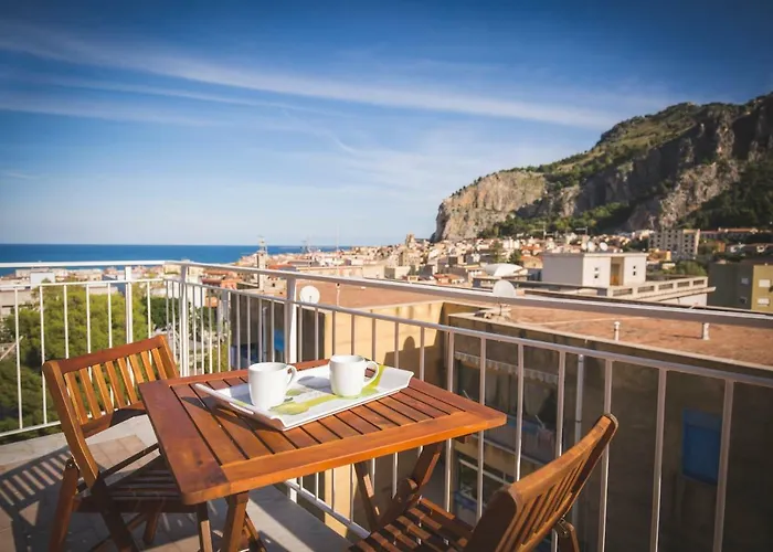 Fabiene Familyholidays Deluxe Чефалу